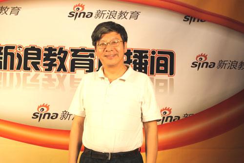 必赢766net手机版心理系系主任周晓林教授做客新浪 必赢766net手机版心理系系主任周晓林教授做客新浪